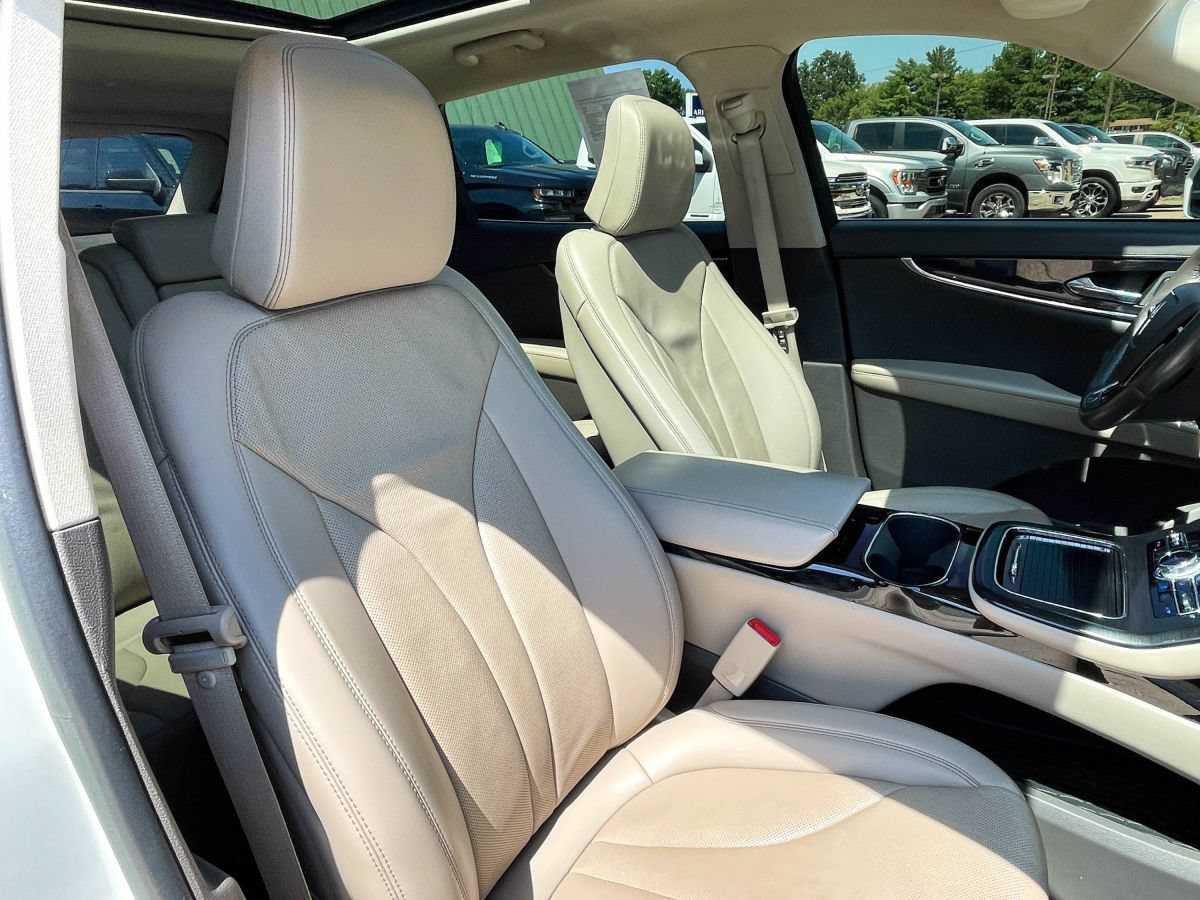 Used 2021 Lincoln Nautilus Reserve AWD/4WD image 10
