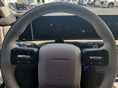 Used 2025 Hyundai Santa Fe Calligraphy FWD image 27