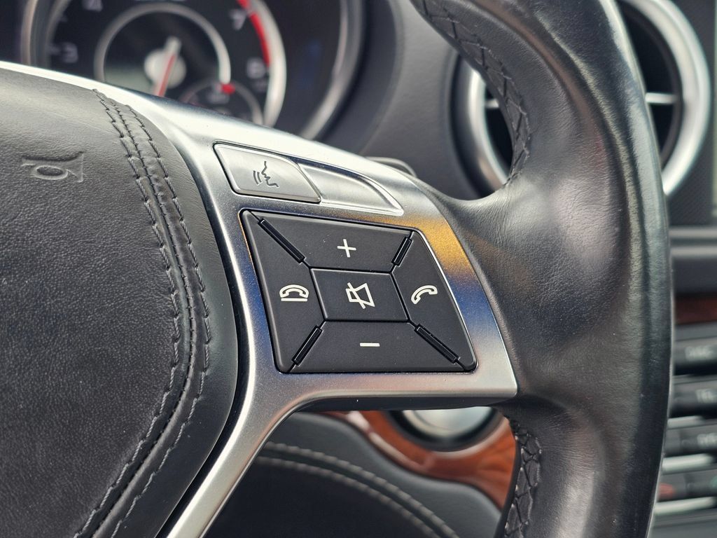 Used 2015 Mercedes-Benz SL 63 AMG image 29