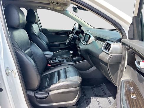 Used 2020 Kia Sorento EX AWD/4WD image 29