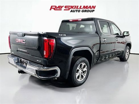 Used 2025 GMC Sierra 1500 SLT image 7