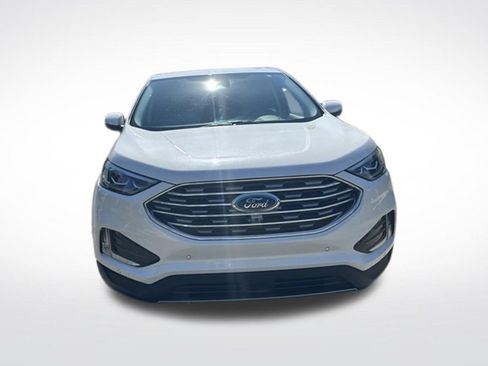 Used 2022 Ford Edge Titanium w/ Equipment Group 301A AWD/4WD image 9