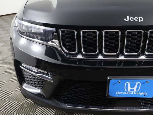 Used 2023 Jeep Grand Cherokee Limited AWD/4WD image 14