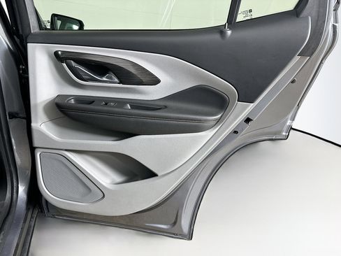 Used 2018 GMC Terrain SLT w/ Preferred Package image 32