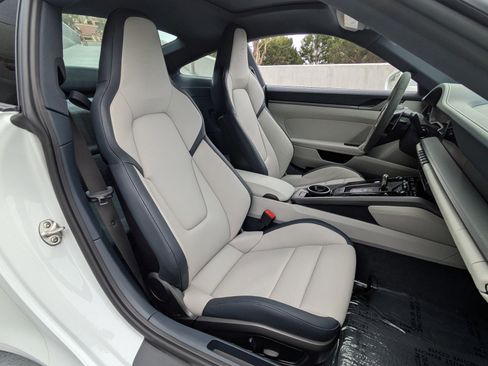 Certified 2025 Porsche 911 Carrera image 22