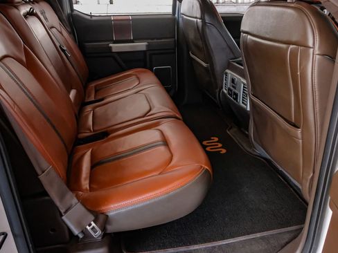 Used 2018 Ford F150 King Ranch w/ Equipment Group 601A Luxury AWD/4WD image 33