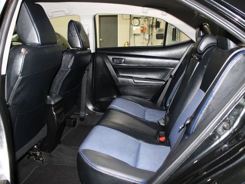 Used 2019 Toyota Corolla SE FWD image 24