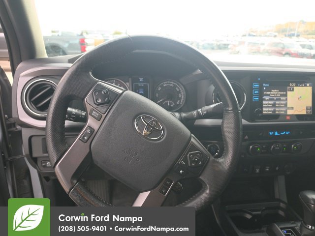 Used 2019 Toyota Tacoma TRD Off-Road AWD/4WD image 8