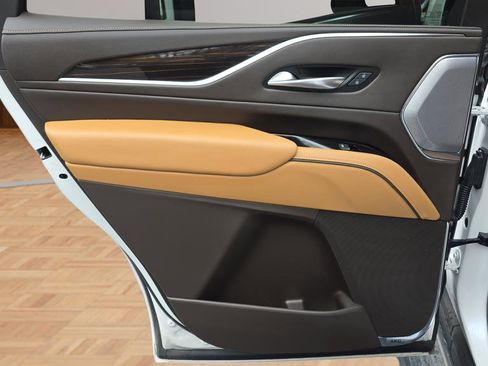 Certified 2022 Cadillac Escalade Sport w/ Touring Package image 20