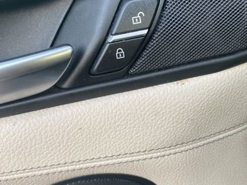 Used 2016 BMW X3 sDrive28i image 18