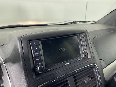 Used 2017 Dodge Grand Caravan GT image 7