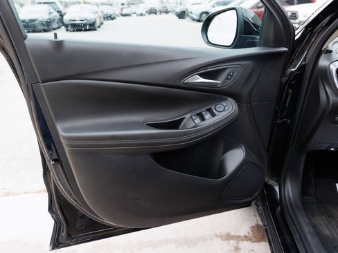 Used 2025 Buick Encore GX Preferred w/ Advanced Technology Package image 37