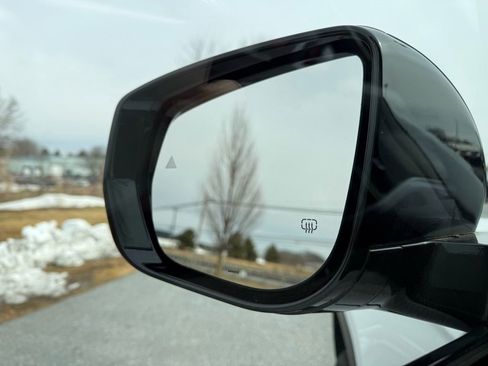 Certified 2023 Jeep Grand Cherokee Altitude image 11