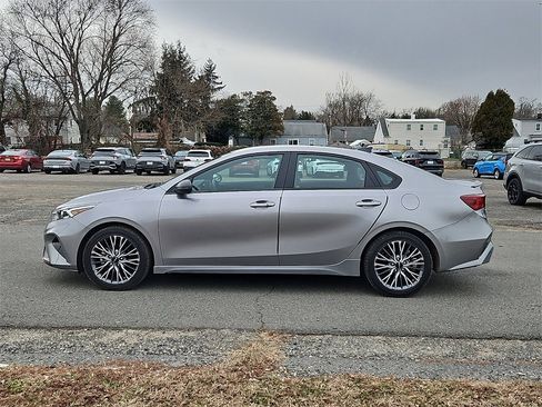 Used 2023 Kia Forte GT-Line w/ GT-Line Technology Package image 4