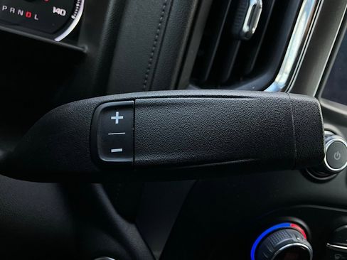 Used 2021 Chevrolet Silverado 1500 LT w/ Z71 Off-Road Package image 37