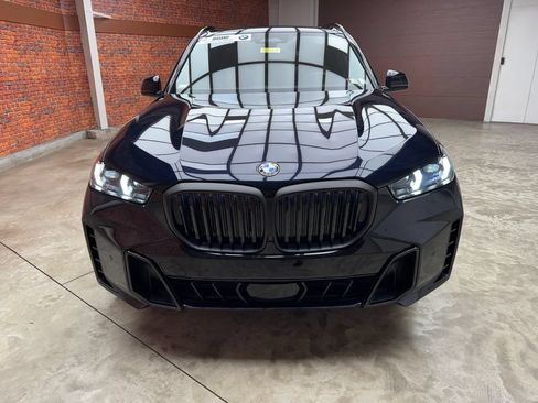 Certified 2024 BMW X5 xDrive40i w/ M Sport Package AWD/4WD image 7