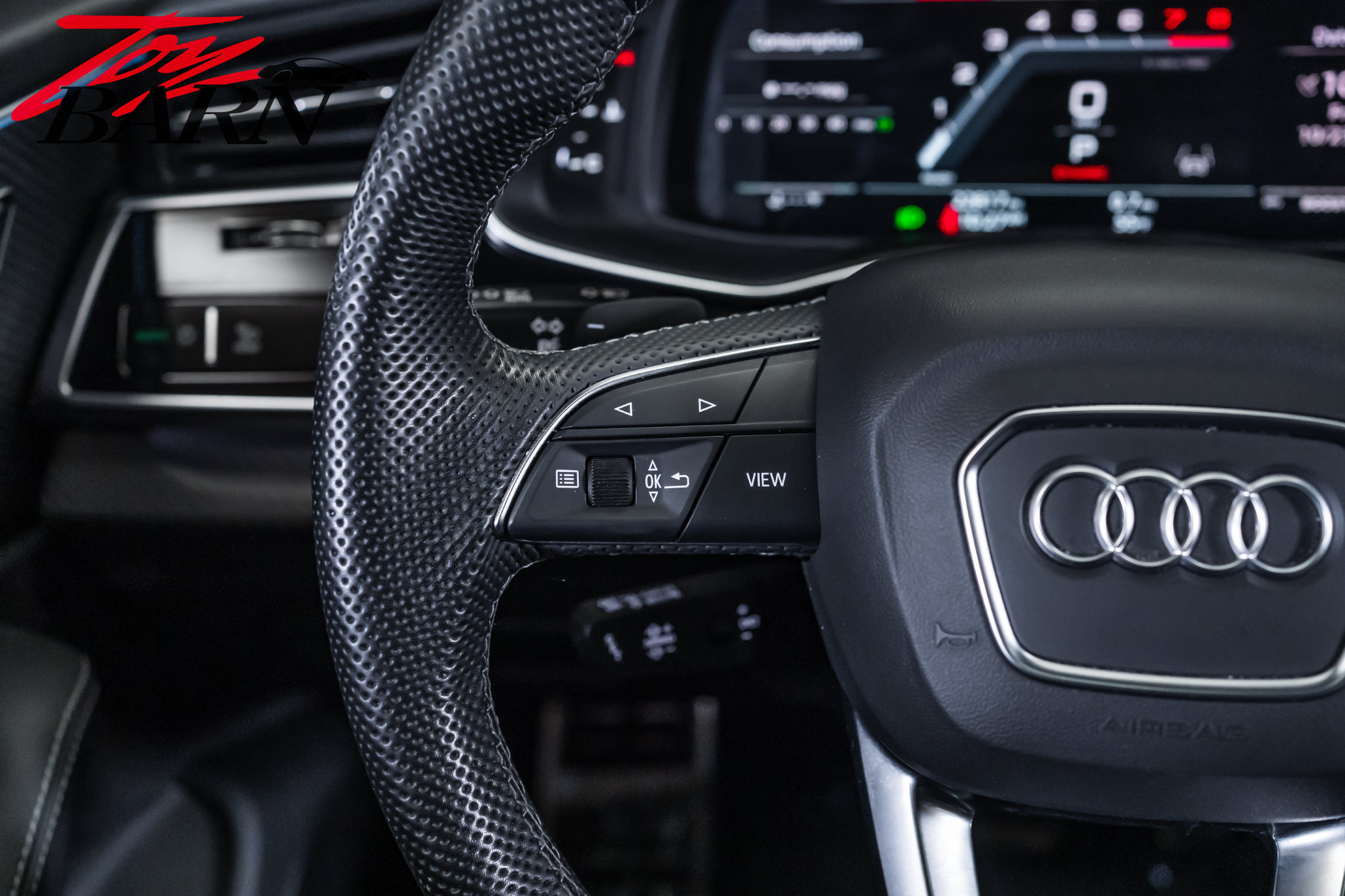 Used 2025 Audi SQ7 Premium Plus AWD/4WD image 31