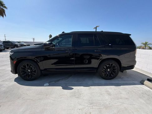 Used 2023 Cadillac Escalade Sport w/ LPO, ONYX Package RWD image 5