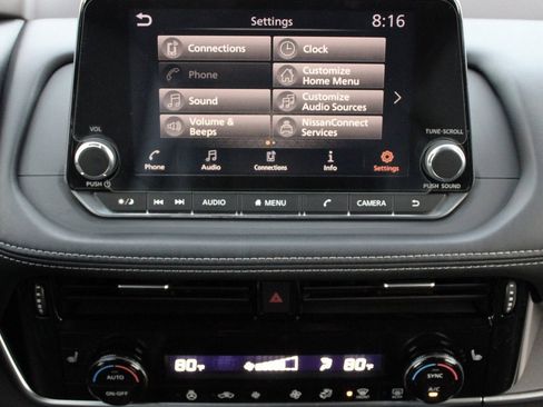 Used 2021 Nissan Rogue SV w/ Premium Package image 36