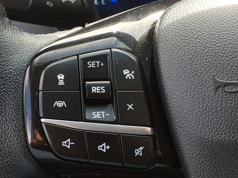 Used 2021 Ford Escape Titanium AWD/4WD image 22