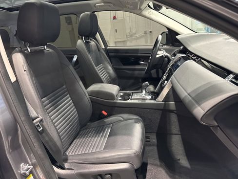 Used 2023 Land Rover Discovery Sport S image 31