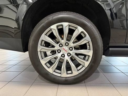 Used 2022 GMC Yukon XL Denali w/ Max Trailering Package AWD/4WD image 9