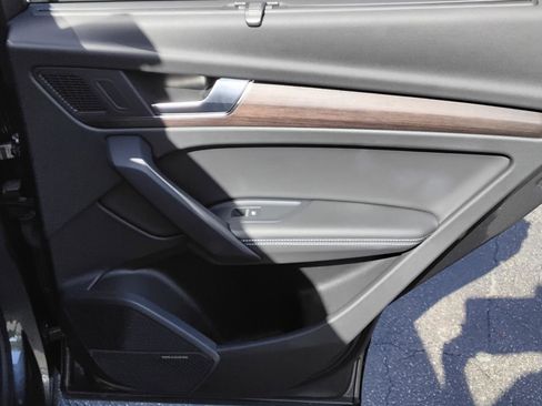 Used 2022 Audi Q5 2.0T Prestige image 24