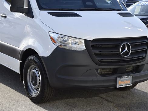 Used 2025 Mercedes-Benz Sprinter 2500 image 9