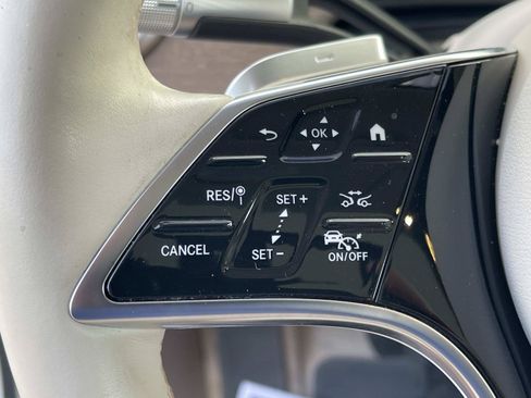 Certified 2023 Mercedes-Benz EQS 450+ 4MATIC Sedan image 40