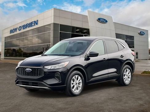 Certified 2023 Ford Escape Active AWD/4WD image 1