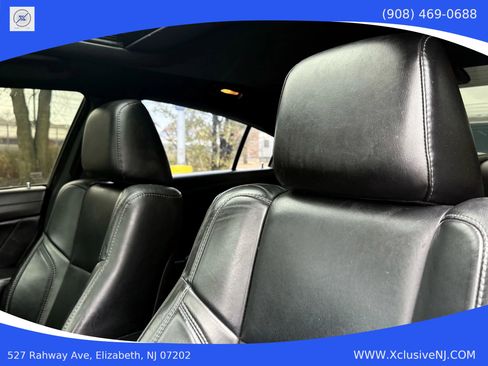 Used 2019 Dodge Charger SXT w/ Plus Group image 10