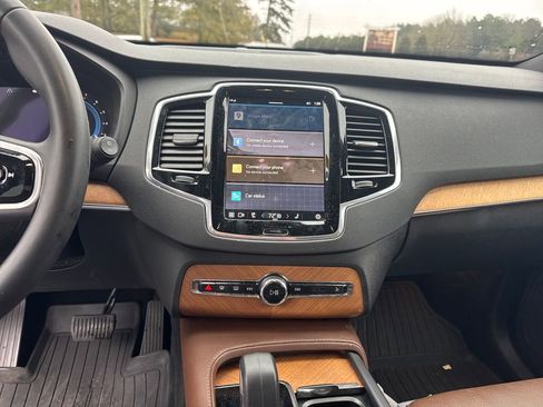 Certified 2023 Volvo XC90 B6 Plus w/ Protection Package Premier image 22