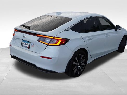 Used 2024 Honda Civic EX-L image 3