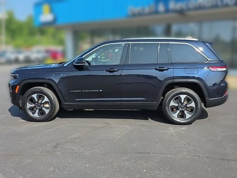 Used 2024 Jeep Grand Cherokee Limited 4xe AWD/4WD image 11