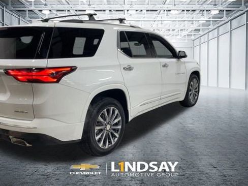 Used 2023 Chevrolet Traverse Premier w/ LPO, Cargo Package image 9