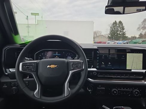 New 2026 Chevrolet Silverado 1500 LT AWD/4WD image 7