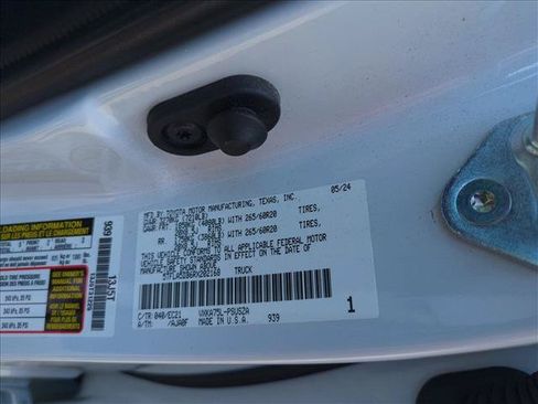 Used 2024 Toyota Tundra SR5 w/ SR5 Premium Package AWD/4WD image 24