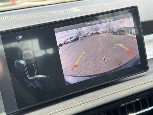 New 2025 Alfa Romeo Tonale w/ Premium Package image 21