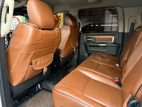 Used 2014 RAM 2500 Longhorn w/ Convenience Group image 15