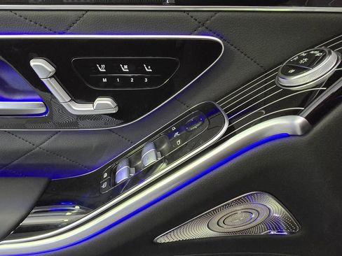 New 2026 Mercedes-Benz S 580 4MATIC Sedan image 9
