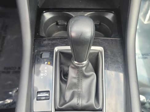 Used 2024 MAZDA MAZDA3 s FWD image 29
