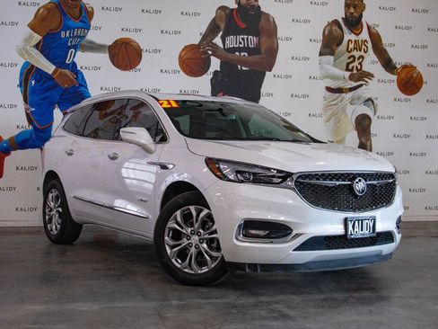 Used 2021 Buick Enclave Avenir w/ Avenir Technology Package AWD/4WD image 2