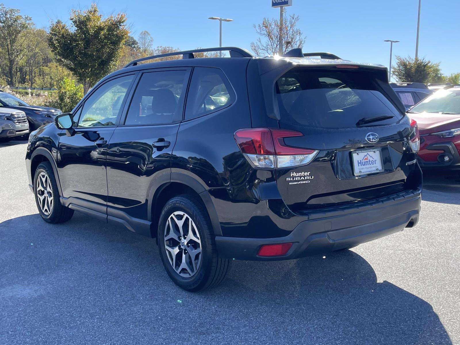Used 2019 Subaru Forester Premium AWD/4WD image 29