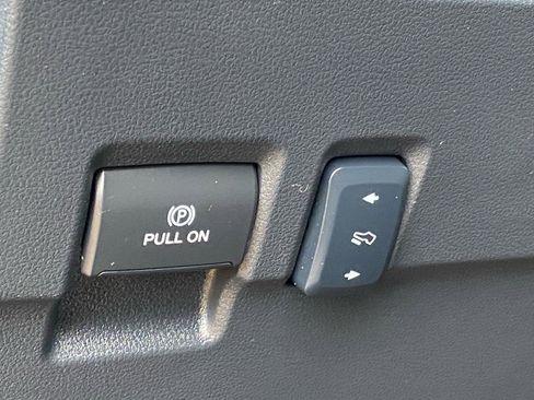 Used 2025 Ford F250 Platinum image 19