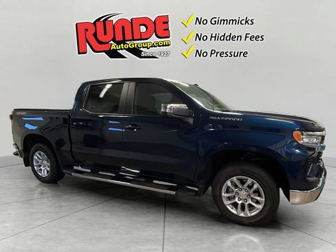 Used 2023 Chevrolet Silverado 1500 LT AWD/4WD image 8