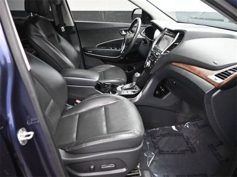 Used 2018 Hyundai Santa Fe Limited image 20