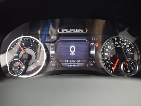 Used 2019 RAM 2500 Laramie image 11