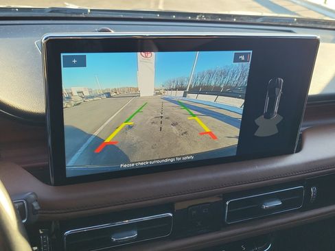 Used 2022 Lincoln Nautilus Reserve w/ Luxury Package image 29