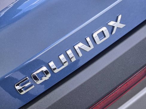 New 2026 Chevrolet Equinox LT w/ Safety and Technology Package FWD image 12