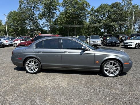 Used 2005 Jaguar S-TYPE R image 4